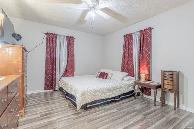 130 Hub, San Antonio, TX 78220