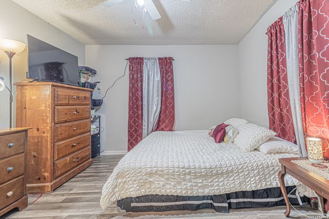 130 Hub, San Antonio, TX 78220