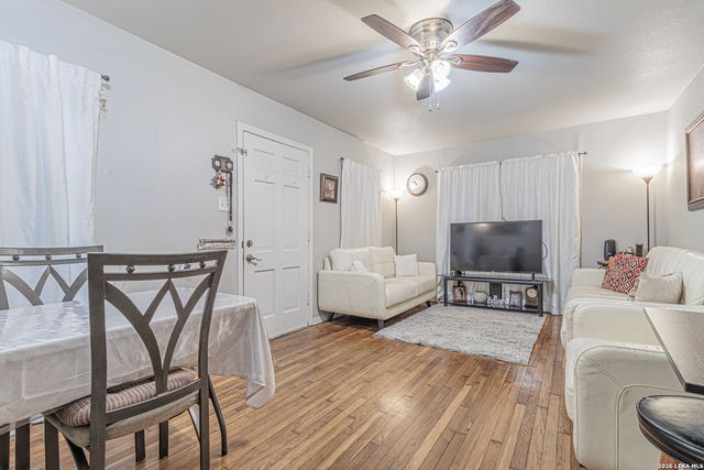 130 Hub, San Antonio, TX 78220