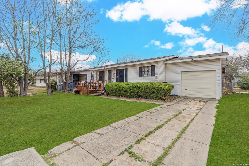 130 Hub, San Antonio, TX 78220