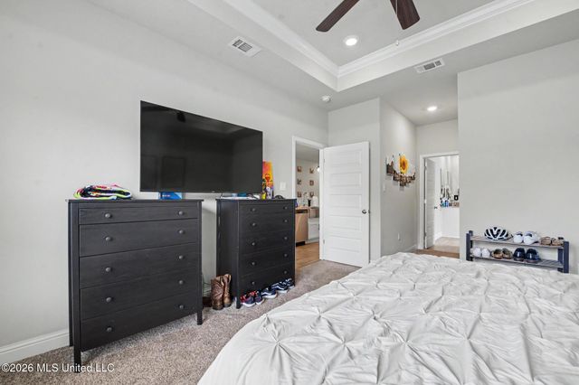 7360 Shearwater Way, Ocean Springs, MS 39564