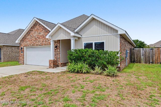7360 Shearwater Way, Ocean Springs, MS 39564