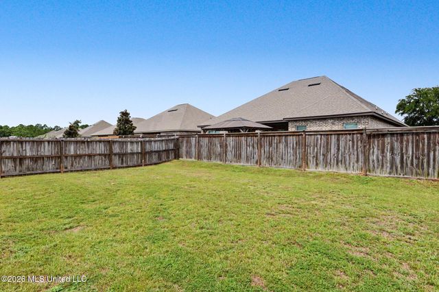 7360 Shearwater Way, Ocean Springs, MS 39564