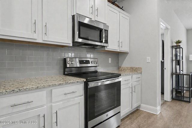 7360 Shearwater Way, Ocean Springs, MS 39564
