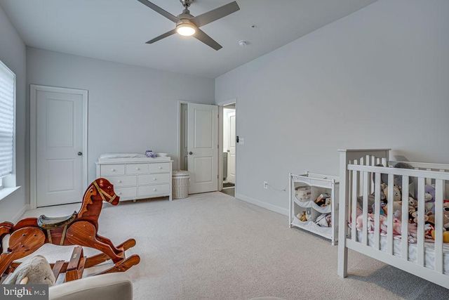 518 TRIGGERFISH DR, Oxon Hill, MD 20745