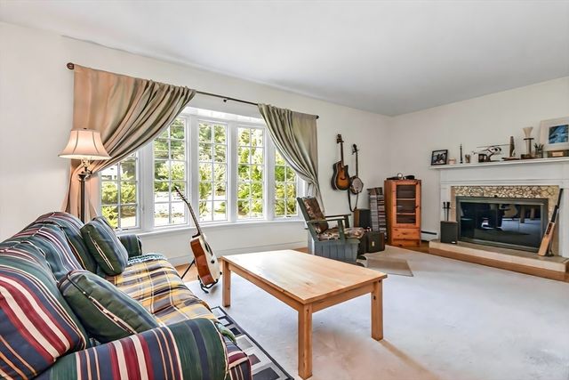 315 Hale St, Beverly, MA 01915