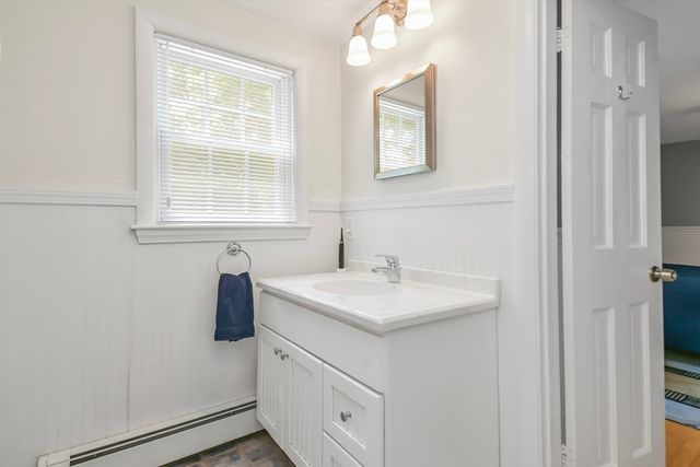 315 Hale St, Beverly, MA 01915