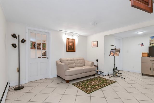 315 Hale St, Beverly, MA 01915