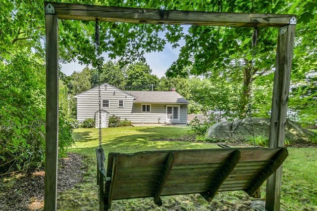315 Hale St, Beverly, MA 01915
