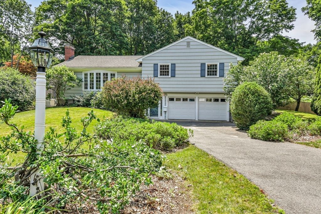 315 Hale St, Beverly, MA 01915