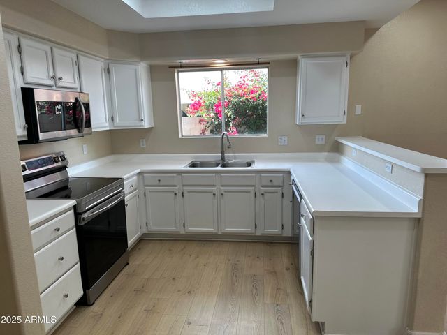 5018 E SIESTA Drive 3, Phoenix, AZ 85044