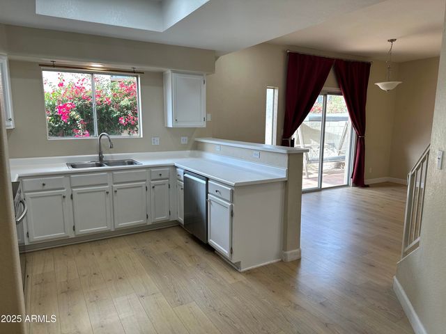 5018 E SIESTA Drive 3, Phoenix, AZ 85044