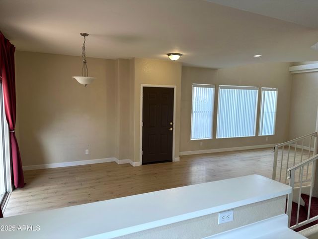 5018 E SIESTA Drive 3, Phoenix, AZ 85044