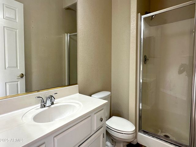 5018 E SIESTA Drive 3, Phoenix, AZ 85044