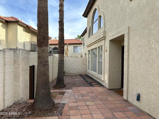 5018 E SIESTA Drive 3, Phoenix, AZ 85044