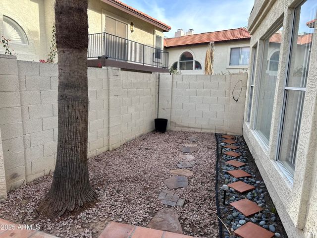 5018 E SIESTA Drive 3, Phoenix, AZ 85044