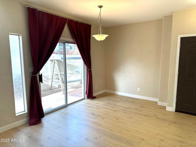 5018 E SIESTA Drive 3, Phoenix, AZ 85044