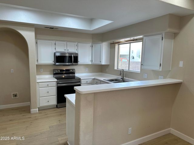 5018 E SIESTA Drive 3, Phoenix, AZ 85044