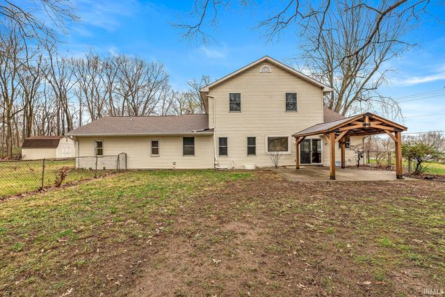 10227 Jefferson Road, Osceola, IN 46561