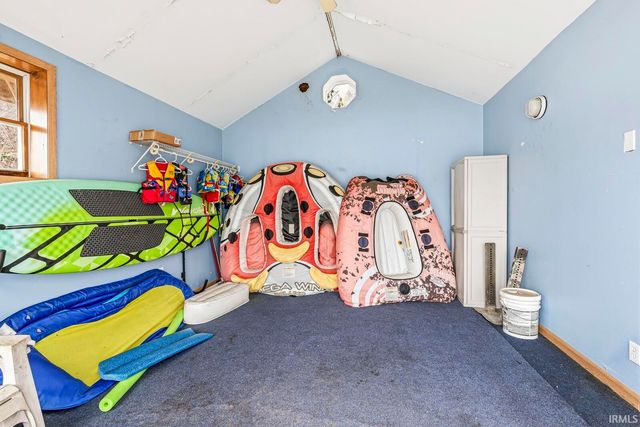 10227 Jefferson Road, Osceola, IN 46561