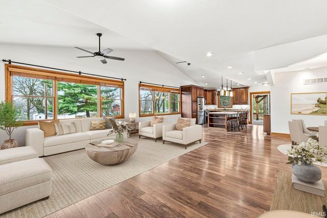 10227 Jefferson Road, Osceola, IN 46561