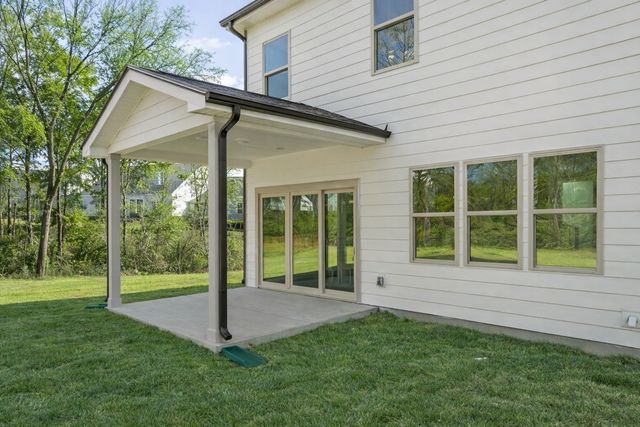 1104 Riverview Run, Madison, TN 37115