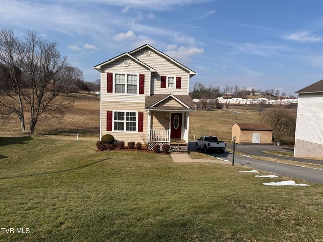 127 Cloverdale Lane, Johnson City, TN 37604