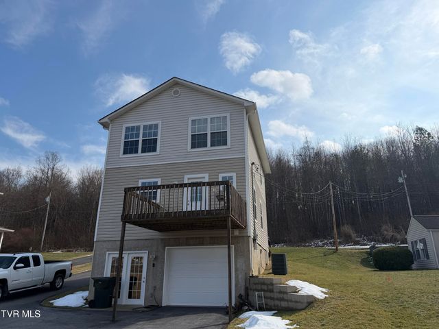 127 Cloverdale Lane, Johnson City, TN 37604