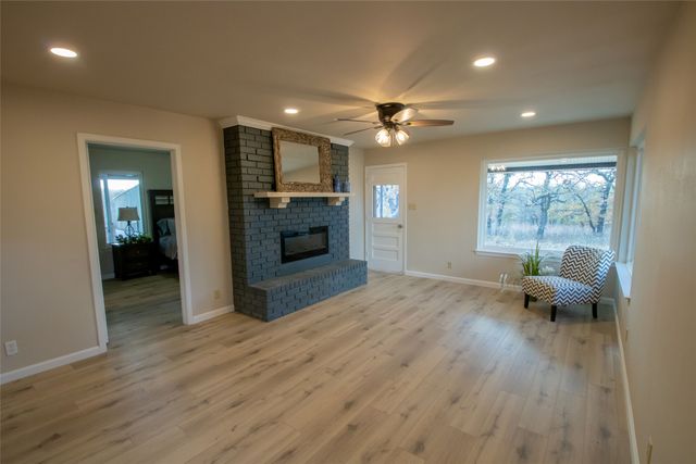 371 Nocona Drive, Nocona, TX 76255