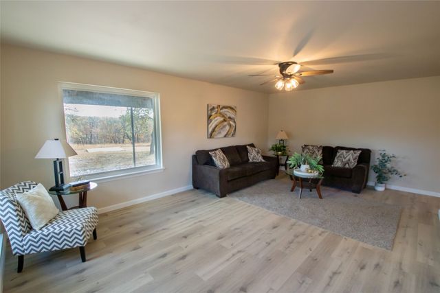 371 Nocona Drive, Nocona, TX 76255