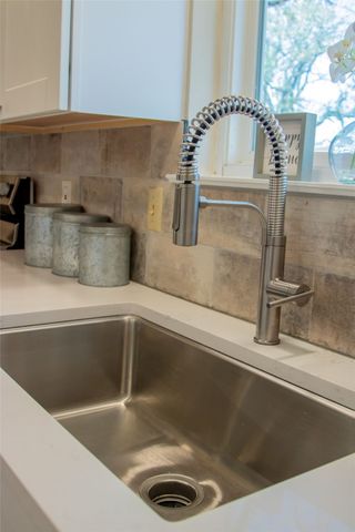 371 Nocona Drive, Nocona, TX 76255