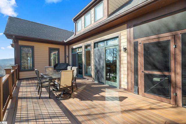 134 Ridgerunner Way, Travelers Rest, SC 29690