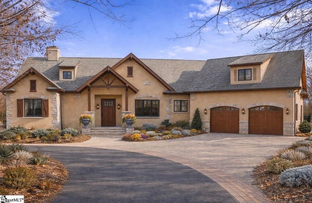 134 Ridgerunner Way, Travelers Rest, SC 29690