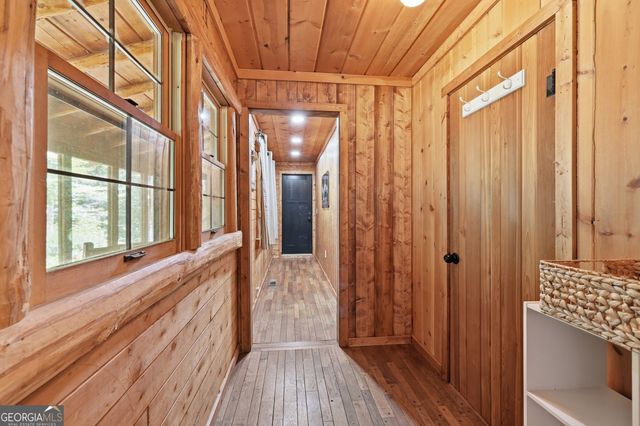 282 Jarrett Manor Estates Road, Toccoa, GA 30577