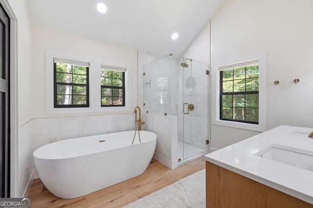 282 Jarrett Manor Estates Road, Toccoa, GA 30577