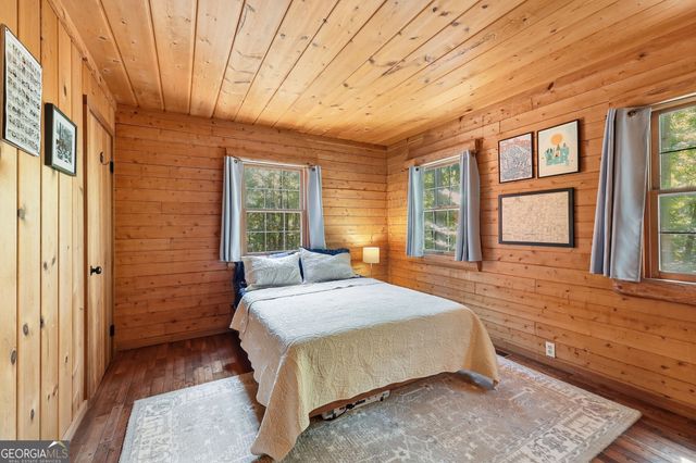 282 Jarrett Manor Estates Road, Toccoa, GA 30577