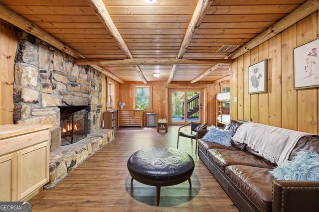 282 Jarrett Manor Estates Road, Toccoa, GA 30577