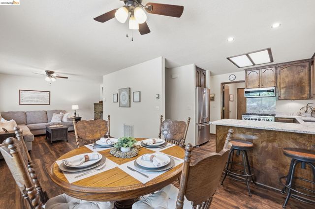 23023 Strauch Dr, Twain Harte, CA 95383