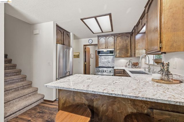 23023 Strauch Dr, Twain Harte, CA 95383
