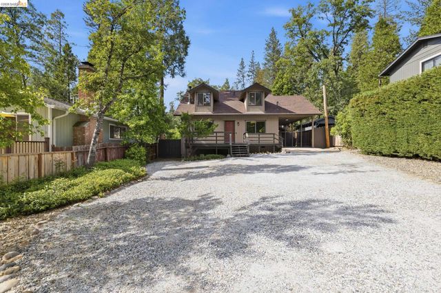 23023 Strauch Dr, Twain Harte, CA 95383