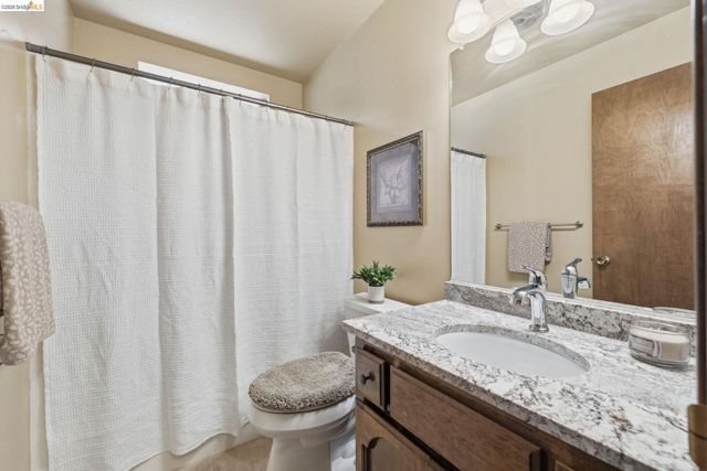 23023 Strauch Dr, Twain Harte, CA 95383
