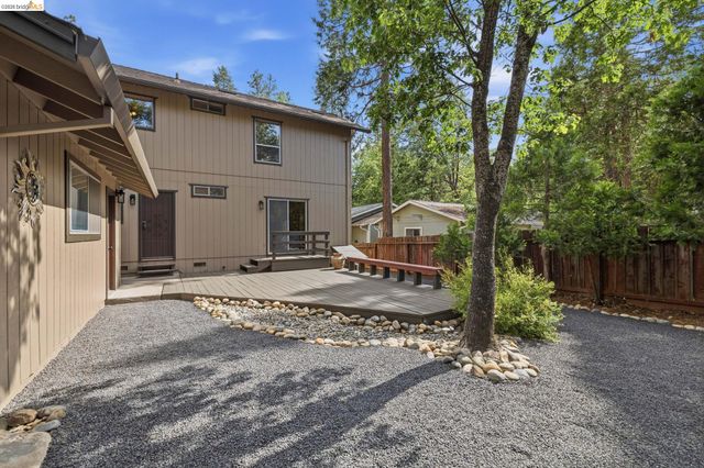 23023 Strauch Dr, Twain Harte, CA 95383