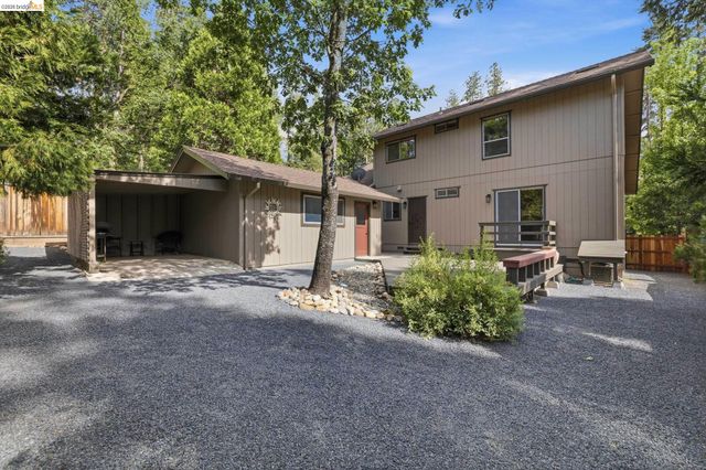 23023 Strauch Dr, Twain Harte, CA 95383