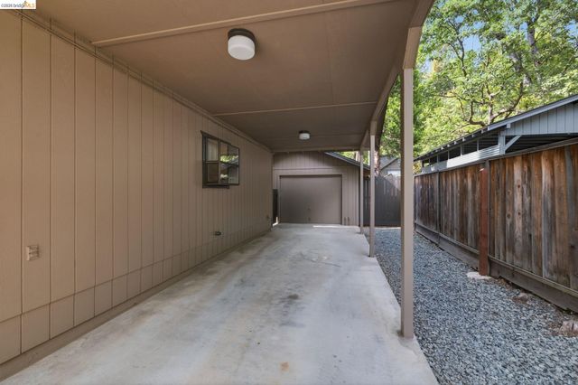 23023 Strauch Dr, Twain Harte, CA 95383