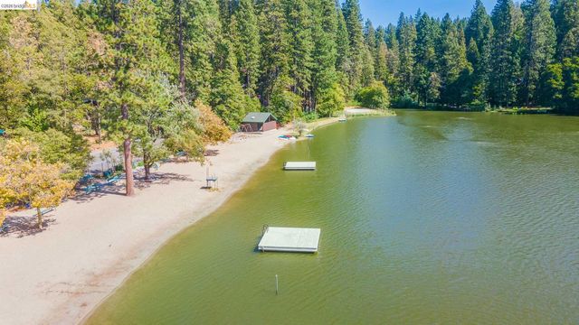 23023 Strauch Dr, Twain Harte, CA 95383