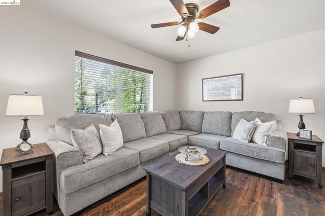 23023 Strauch Dr, Twain Harte, CA 95383