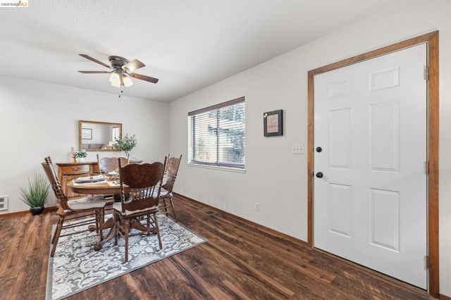 23023 Strauch Dr, Twain Harte, CA 95383