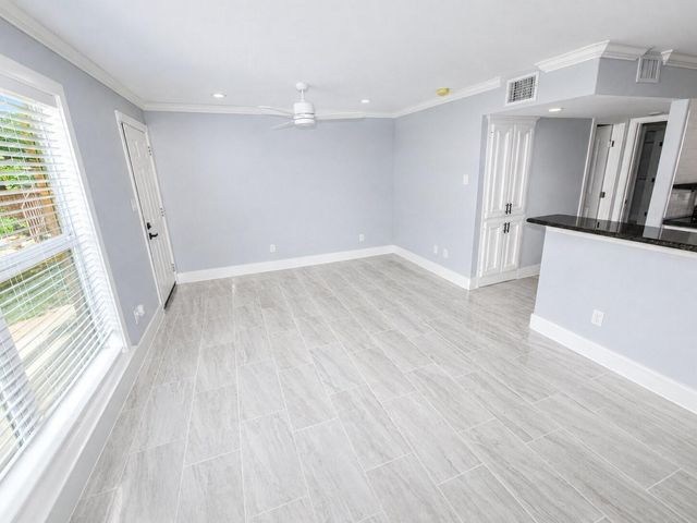 8110 Albacore Drive 12, Houston, TX 77074