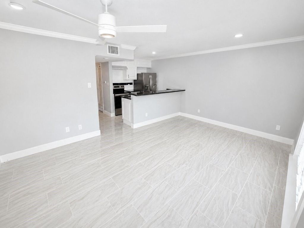 8110 Albacore Drive 12, Houston, TX 77074