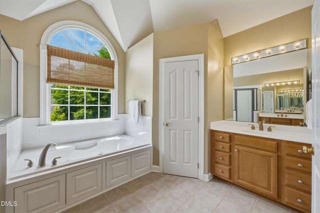 2617 Forest Lake Court, Wake Forest, NC 27587